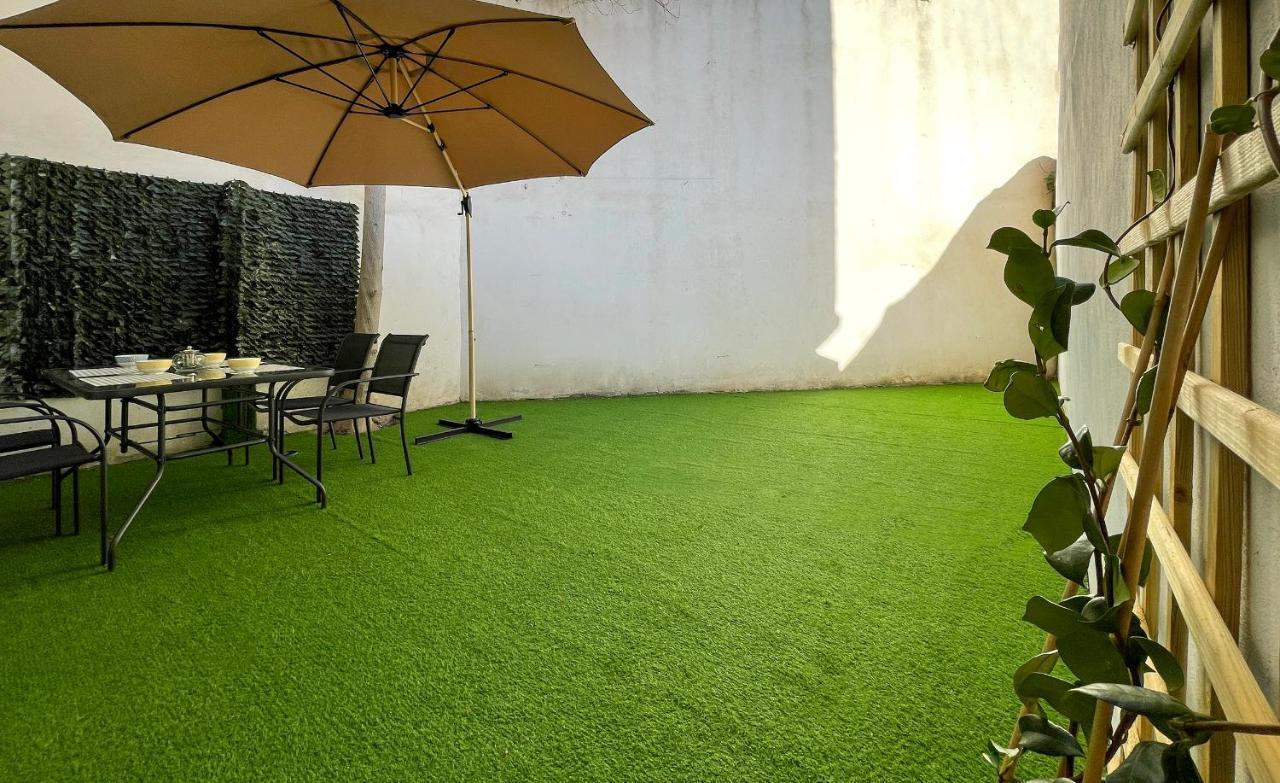 Soho Modern 55Sqm Studio With Secret Garden Διαμέρισμα Αθήνα Εξωτερικό φωτογραφία